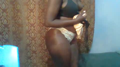 honey_beb online show from 01-06-26, 05:38