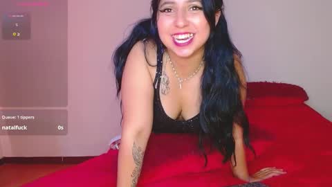 Snapshot of honey_buns_1 chatting on 02-28-25, 02:09 mimi online show from 02-28-25, 02:09