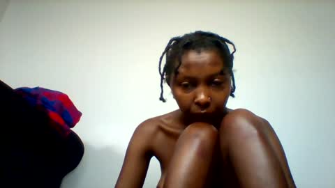 Snapshot of honey_dripx chatting on 06-30-26, 06:03 Peng online show from 06-30-26, 06:03