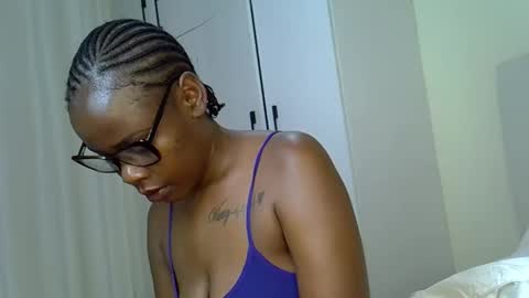 honey drop online show from 04-02-26, 09:12