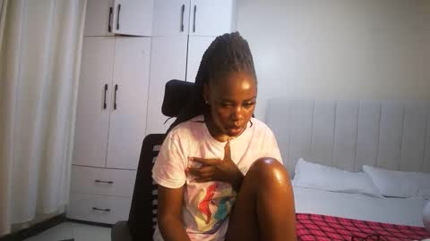 honey drop online show from 04-19-26, 04:56