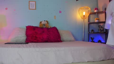 HONEY online show from 01-08-25, 09:00