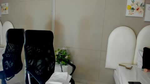 honey_hex_ online show from 05-29-26, 01:31