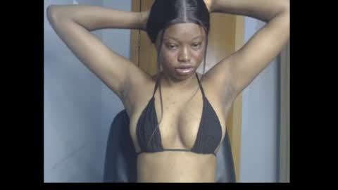 Snapshot of honey_juicydoll chatting on 07-06-26, 07:16 Sonia online show from 07-06-26, 07:16