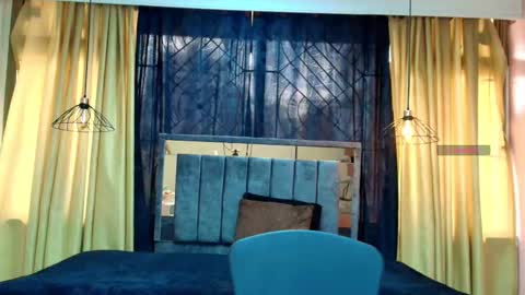 Snapshot of honey_love__ chatting on 10-06-25, 01:52 Honey Love online show from 10-06-25, 01:52