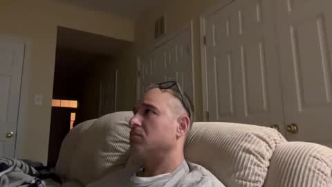 honey_man14 online show from 01-06-25, 01:20