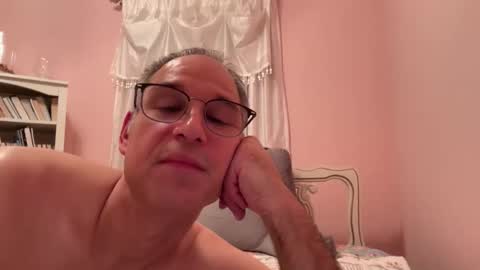 honey_man14 online show from 10-24-25, 06:15