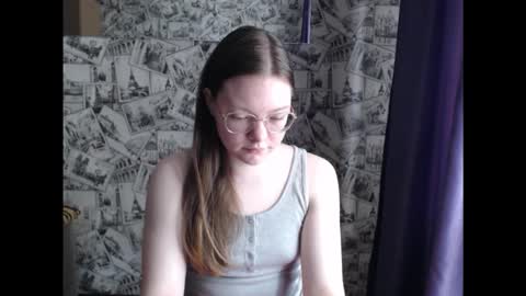 Lina online show from 10-08-25, 08:56
