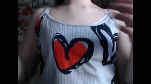 Lina online show from 11-13-25, 05:28