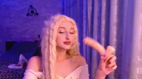 Snapshot of honey_sunset chatting on 01-07-26, 11:07 honey_sunset online show from 01-07-26, 11:07