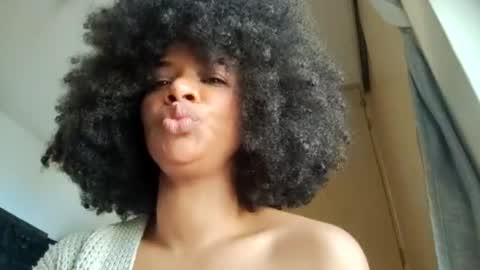 Snapshot of honey_sweet8 chatting on 07-11-26, 01:58 Honey-Sweett online show from 07-11-26, 01:58