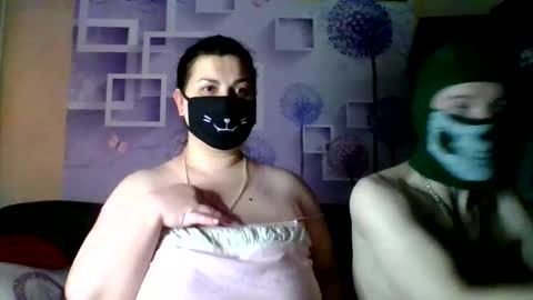 Snapshot of honey_sweet_couple chatting on 01-06-26, 08:34 Alexa and Oscar online show from 01-06-26, 08:34
