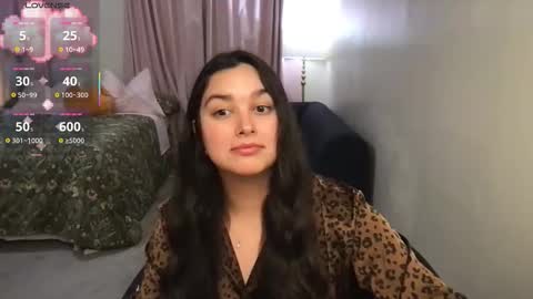 Tia online show from 10-26-25, 02:39