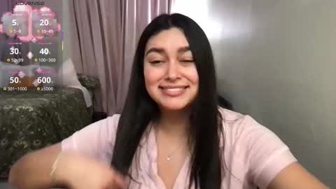 Snapshot of honey_tia chatting on 01-06-26, 04:38 Tia online show from 01-06-26, 04:38