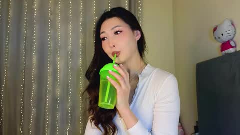 Snapshot of honey_yani chatting on 03-13-26, 10:05 yani online show from 03-13-26, 10:05