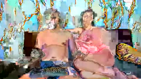 Snapshot of honeyandhell chatting on 11-23-25, 07:24 Caterin And Axel online show from 11-23-25, 07:24