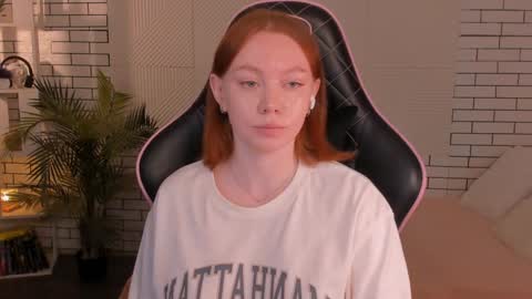 honeyautumn online show from 12-06-24, 02:57