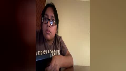 Snapshot of honeybo91 chatting on 07-01-26, 05:42 honeybo91 online show from 07-01-26, 05:42