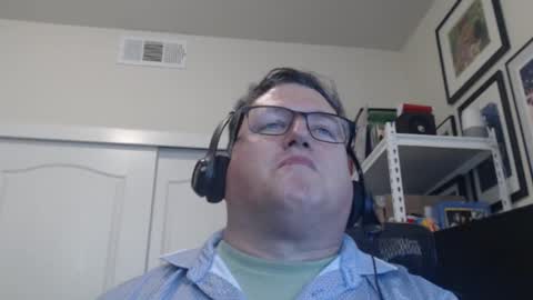 Snapshot of honeybunches1777 chatting on 03-03-26, 09:31 honeybunches1777 online show from 03-03-26, 09:31