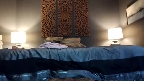 Honey online show from 12-07-24, 03:52