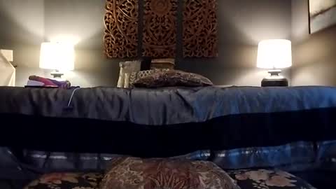 Honey online show from 01-29-25, 02:00