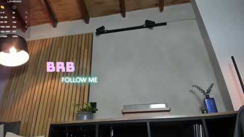 Sofia independent model online show from 03-08-25, 11:27