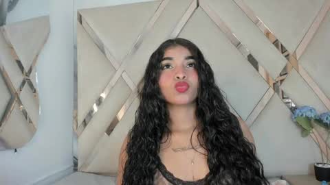Snapshot of honeyht chatting on 05-28-26, 12:57 honeyht online show from 05-28-26, 12:57