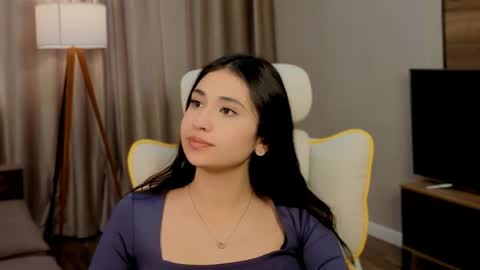 Snapshot of honeylanaa chatting on 05-29-26, 05:16 Lana online show from 05-29-26, 05:16
