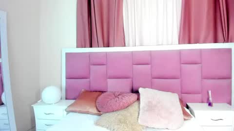 Snapshot of honeymoon_sariel chatting on 06-04-26, 01:39 honeymoon_sariel online show from 06-04-26, 01:39