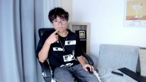 Snapshot of honeymoon_sariel chatting on 06-08-26, 04:13 honeymoon_sariel online show from 06-08-26, 04:13