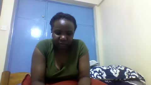 Honeymuny online show from 10-31-25, 08:21