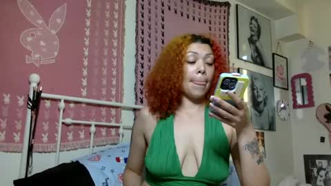 Snapshot of honeyruby chatting on 06-16-26, 03:25 Ruby Sparks online show from 06-16-26, 03:25