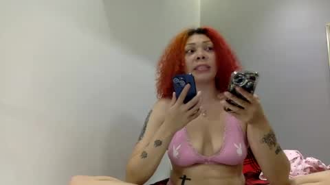 Snapshot of honeyruby chatting on 07-01-26, 04:25 Ruby Sparks online show from 07-01-26, 04:25