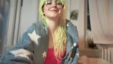 Snapshot of honeyxlimbed chatting on 11-29-25, 10:24 Emi Rose online show from 11-29-25, 10:24