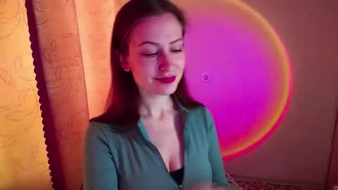 Snapshot of honeyy_bun chatting on 05-22-26, 08:21 honeyy_bun online show from 05-22-26, 08:21