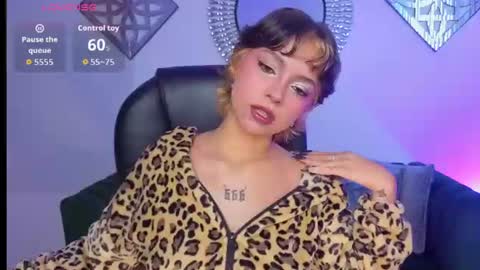 honeyy_taylor online show from 07-14-26, 02:23