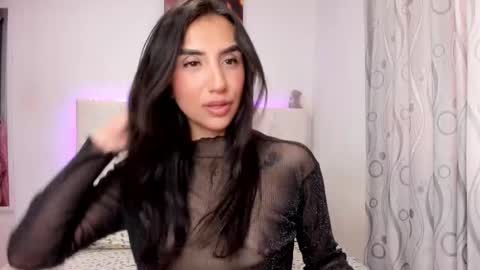 Snapshot of honney_bunny1 chatting on 02-11-25, 07:38 Andrea online show from 02-11-25, 07:38