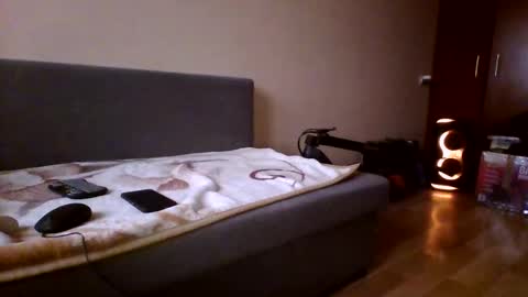 Snapshot of hoops891 chatting on 12-21-25, 12:23 Hoops891 online show from 12-21-25, 12:23