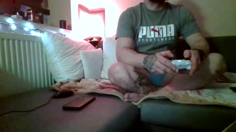 Snapshot of hoops891 chatting on 12-22-25, 11:57 Hoops891 online show from 12-22-25, 11:57