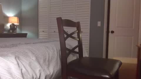 hooshung_mvers8 online show from 11-18-25, 04:39