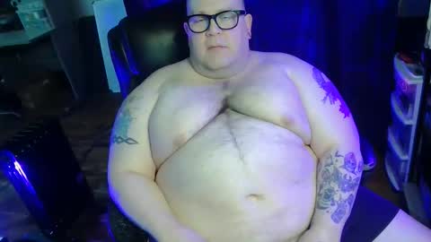 Snapshot of hoosierdaddyxl chatting on 02-16-26, 08:27 Sir online show from 02-16-26, 08:27