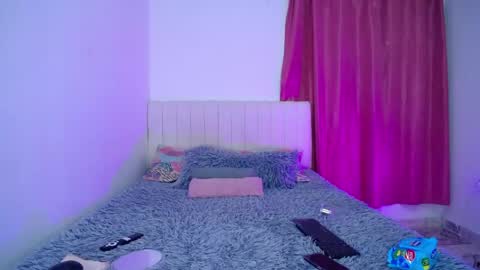Snapshot of hoot_alicee chatting on 05-12-26, 10:29 ONLYFANS online show from 05-12-26, 10:29