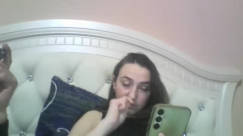 Snapshot of hootloove69 chatting on 02-02-25, 06:42 hootloove69 online show from 02-02-25, 06:42