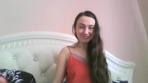 Snapshot of hootloove69 chatting on 10-19-25, 10:38 hootloove69 online show from 10-19-25, 10:38