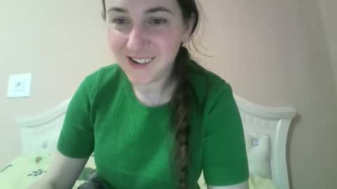 hootloove69 online show from 03-18-26, 06:00