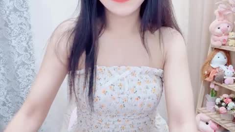 Snapshot of horinatori chatting on 10-10-25, 01:43 Rina online show from 10-10-25, 01:43