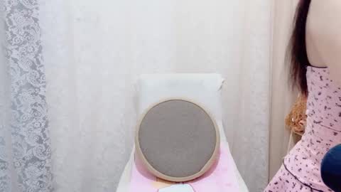 Snapshot of horinatori chatting on 10-29-25, 01:30 Rina online show from 10-29-25, 01:30