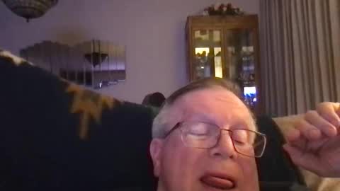 Snapshot of horndog69b chatting on 01-18-26, 07:23 horndog online show from 01-18-26, 07:23