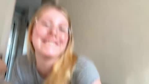 Snapshot of horney_audrey chatting on 09-22-25, 03:08 Audrey online show from 09-22-25, 03:08