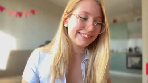Snapshot of horney_audrey chatting on 10-13-25, 03:06 Audrey online show from 10-13-25, 03:06